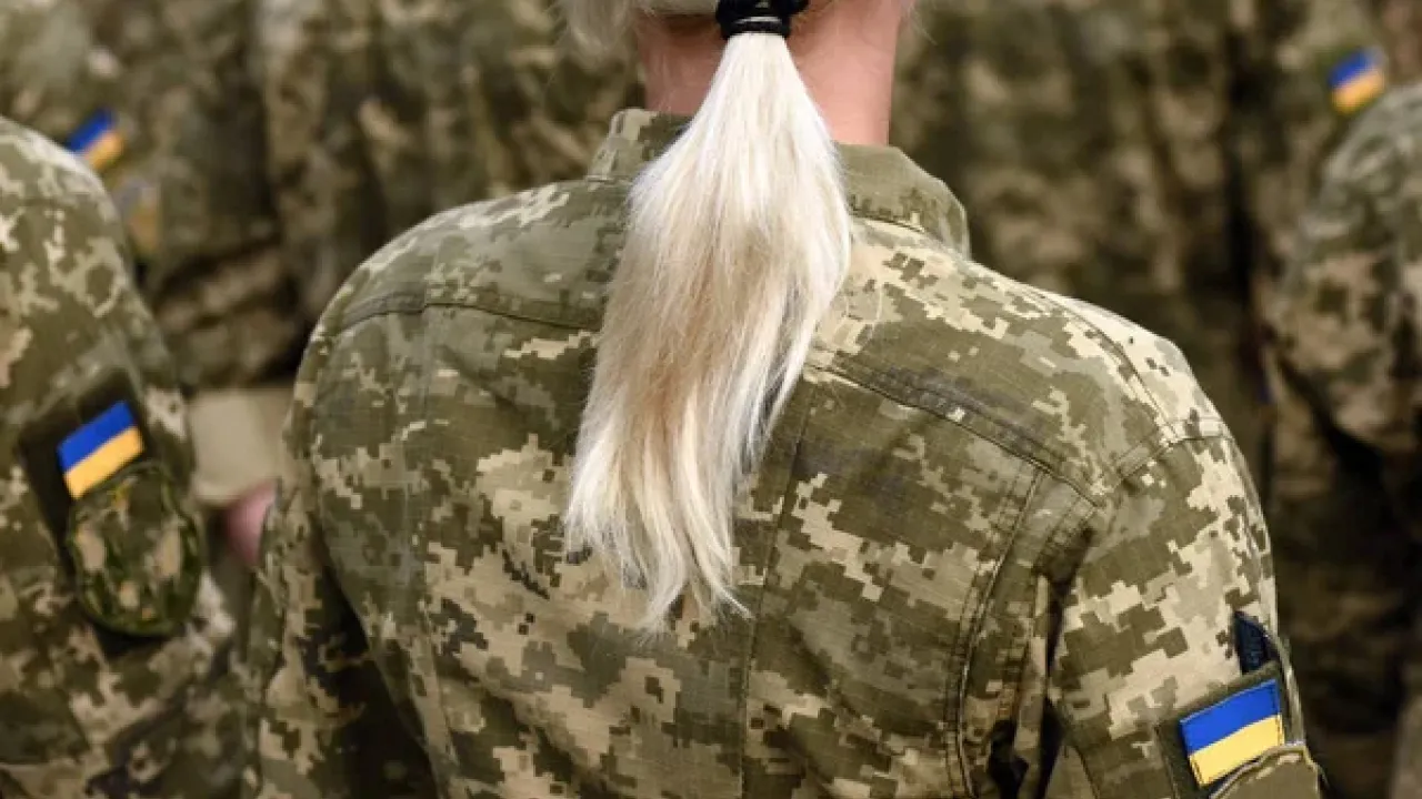 Військовий облік жінок в Україні: кого зобов'язують стати на облік і які штрафи загрожують 